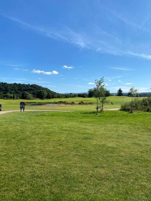 Rammal Lodge - Entire Home, Self Catering Apartment In Inverness Exteriör bild
